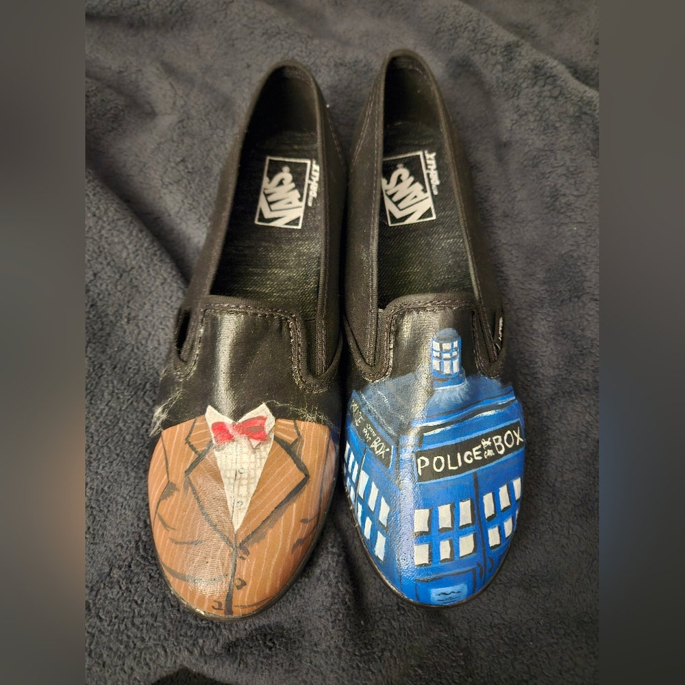 Vans Black Slip-Ons with Hand Painted DR Who Art Mens 6.5